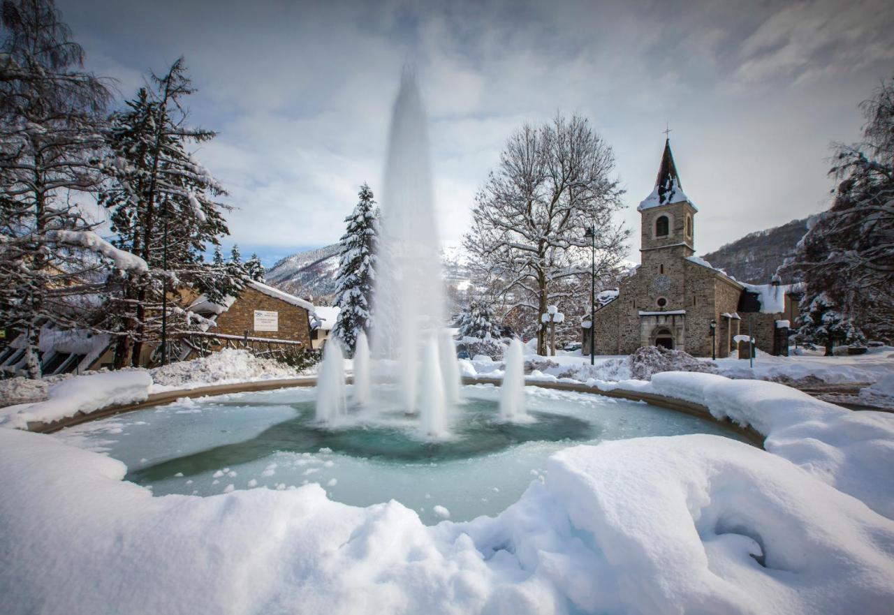 Mercure Saint-Lary Zewnętrze zdjęcie