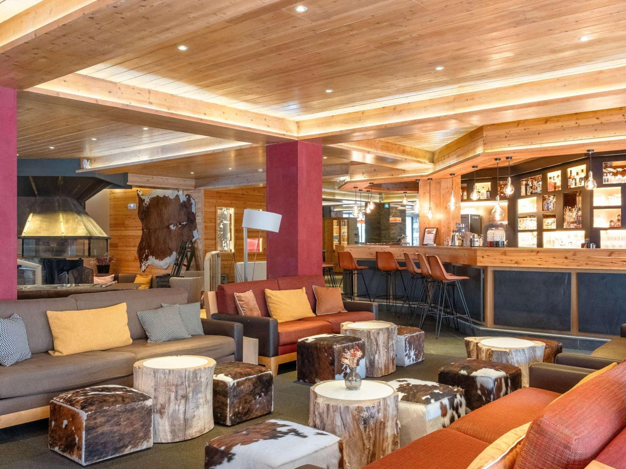 Mercure Saint-Lary Zewnętrze zdjęcie